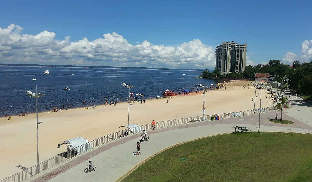 Praia Ponta Negra fechará para banho nos dias de Boi Manaus