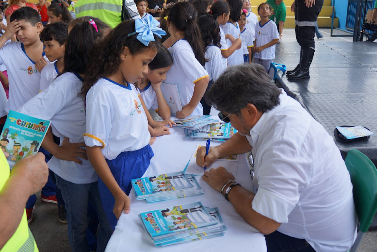 Turma do Curumim a serviço da educação no trânsito