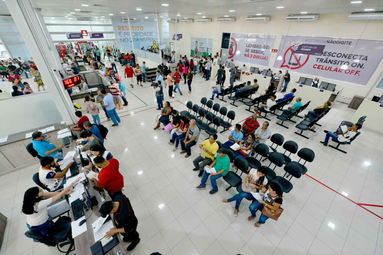 Detran-AM oferece desconto de até 40% no pagamento de multas