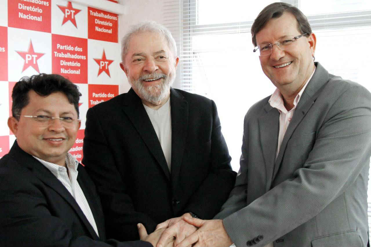 Sinésio Campos é reeleito presidente do PT no Amazonas