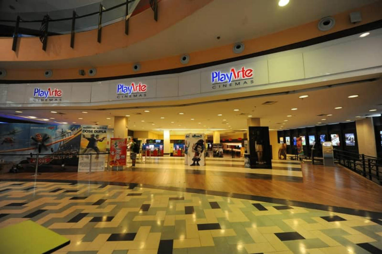 No Manauara Shopping: do cinema mudo ao cinema sem imagem