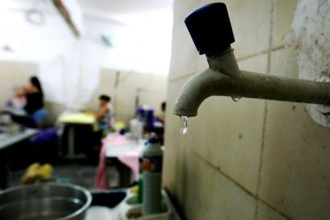 Bairros da zonas Oeste e Centro-Sul terão abastecimento de água interrompido nesta terça