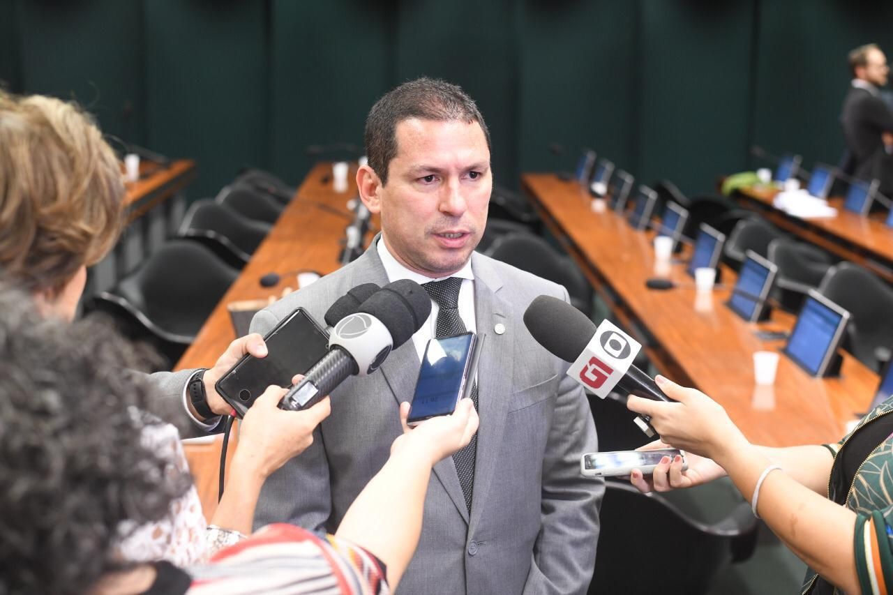 Comissão da PEC da 2º Instância aprova convite a Peluso e Moro para audiência pública