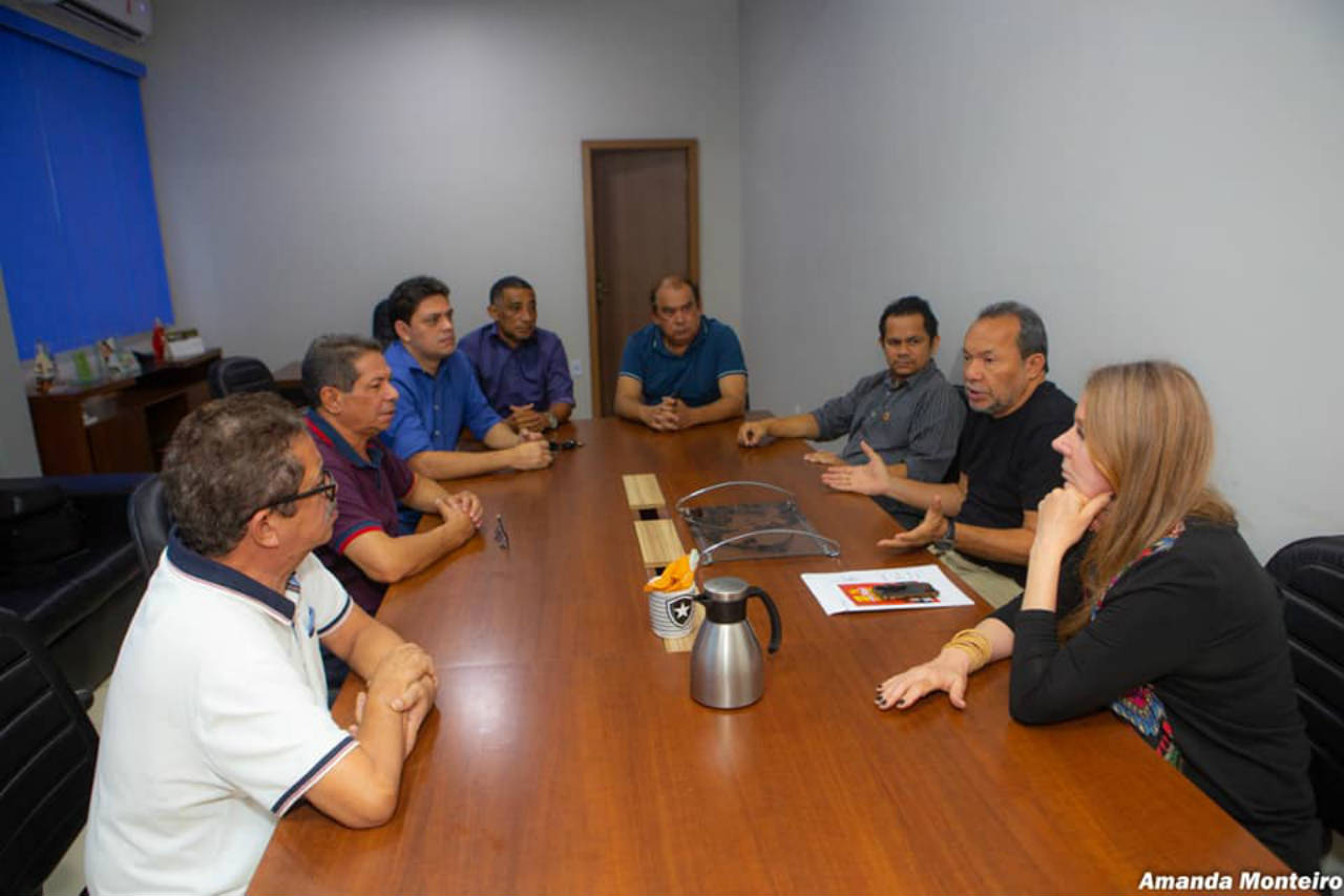 Dito &#038; Feito &#8211; Up, nasce uma estrela na esquerda