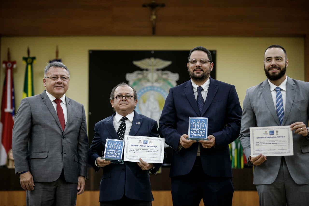 CRIAE Design e Publicidade recebe prêmio &#8216;Empresa Amiga da Justiça’ do TJAM