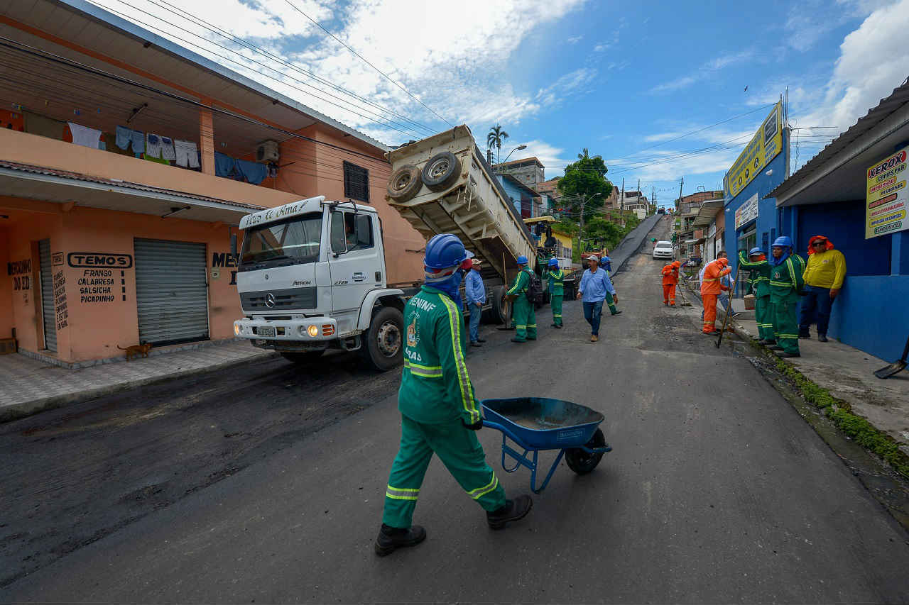 Vias do Mundo Novo recebem recapeamento do Requalifica 2