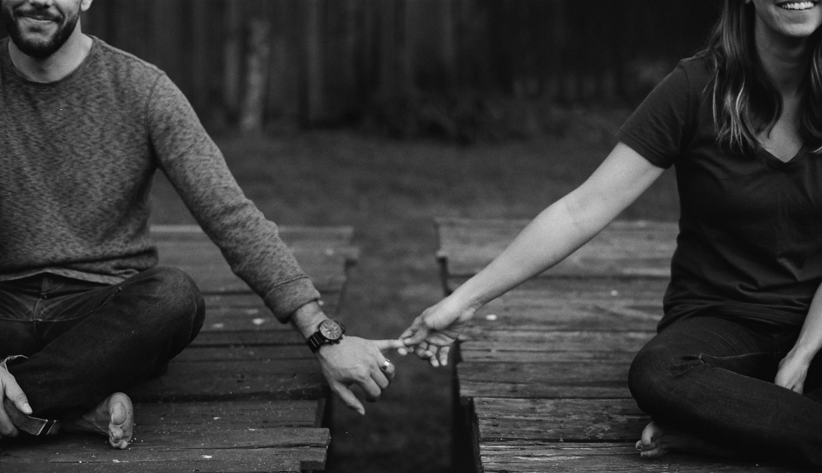 Hi! We’re Brad and Jen, husband and wife wedding photographers based in Nashville, Tennessee. We found each other in a film class and fell in love over a bag of popcorn.