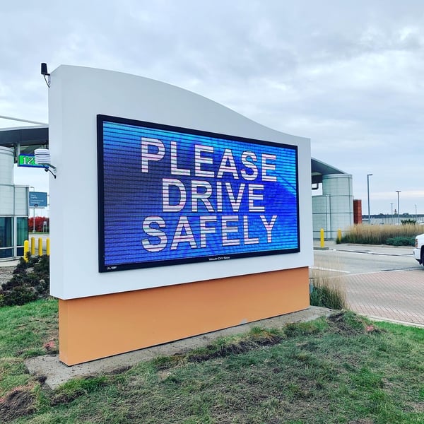 GF Airport outdoor led display