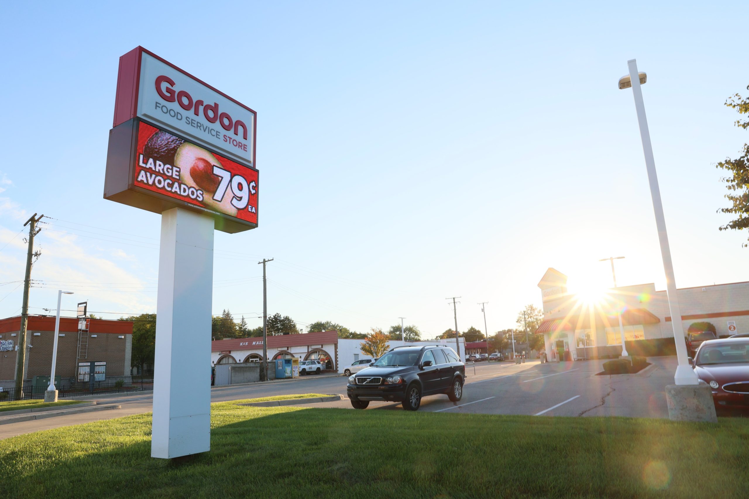 gordon foods outdoor led display