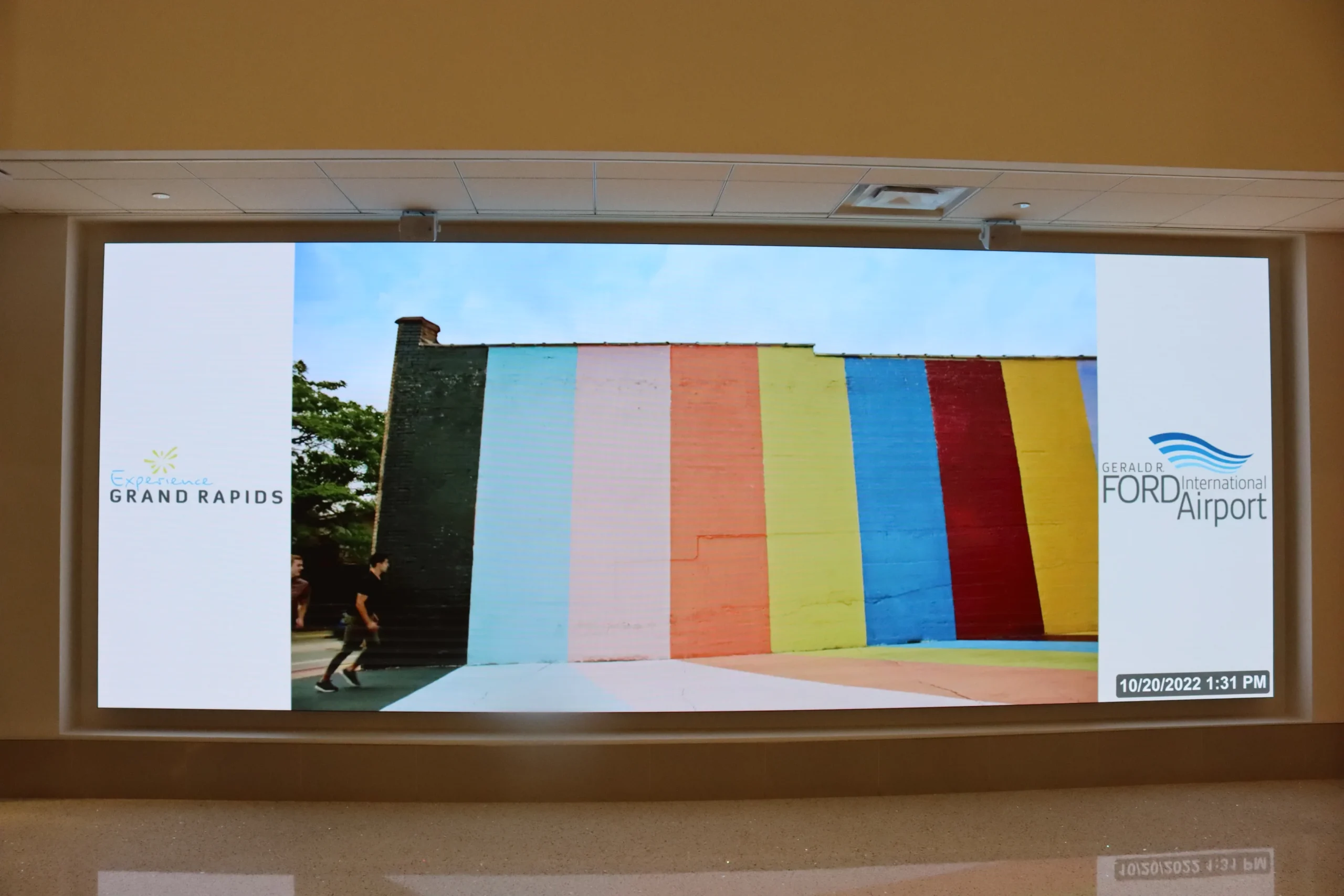 Gerald Ford Airport Video Wall