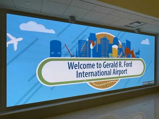 GF airport indoor wall 'welcome'