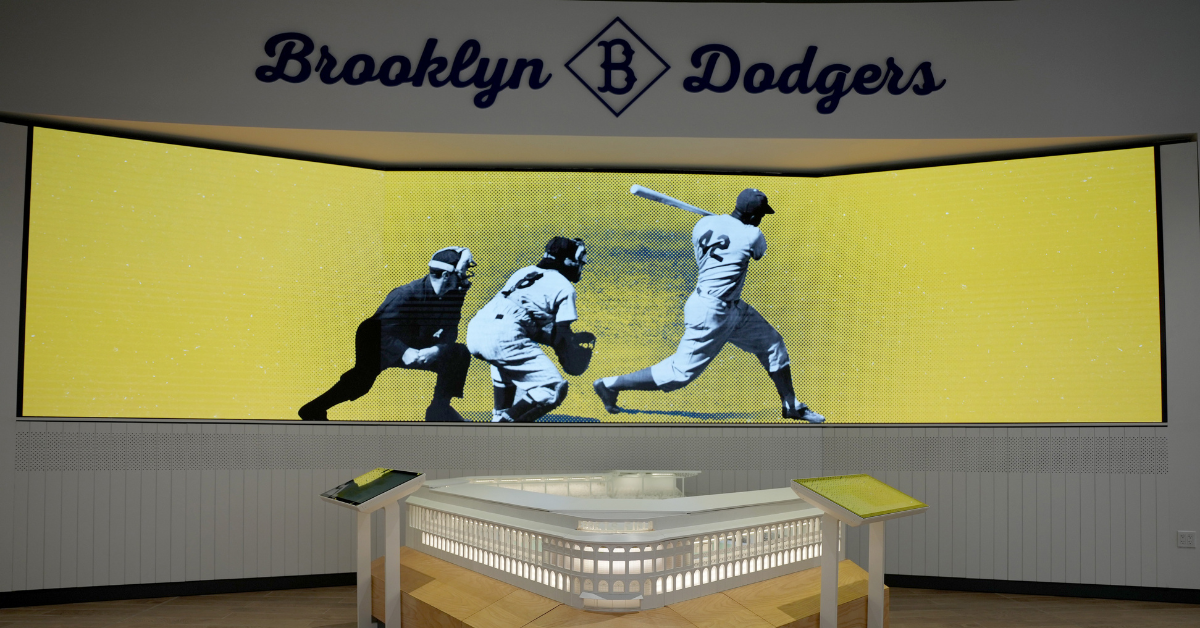 unilumin uslim II jackie robinson museum