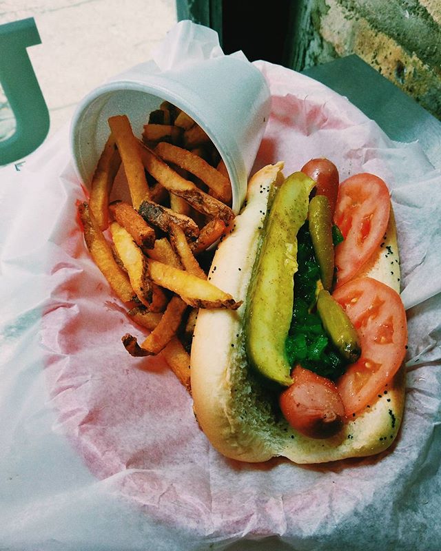 Cheap eats downtown Chicago 10 lunches under 10 CheapTickets Travel