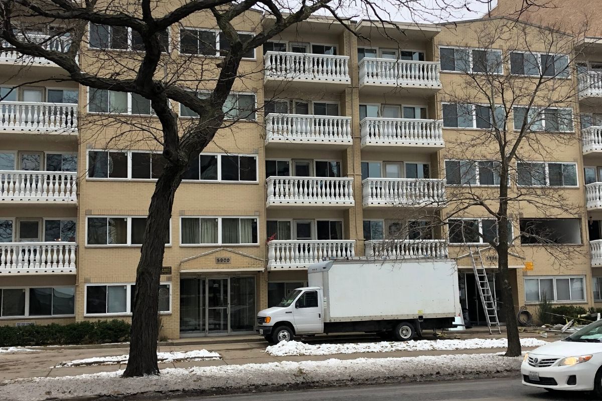 Professional Apartment Window Installation in Downtown Chicago, Illinois