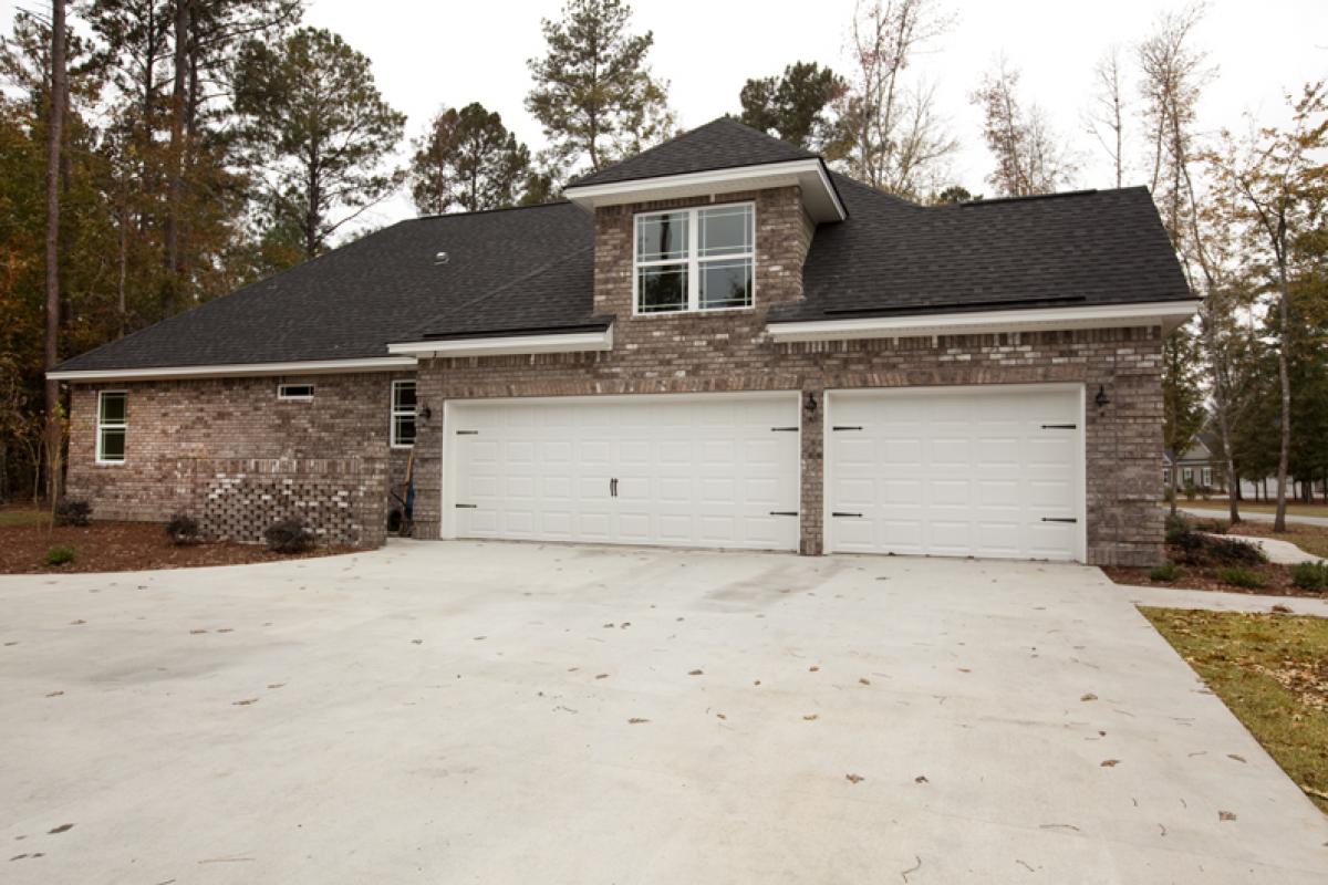 1 JCH Coastal Lifestyle Living Richmond Hill, GA 31324