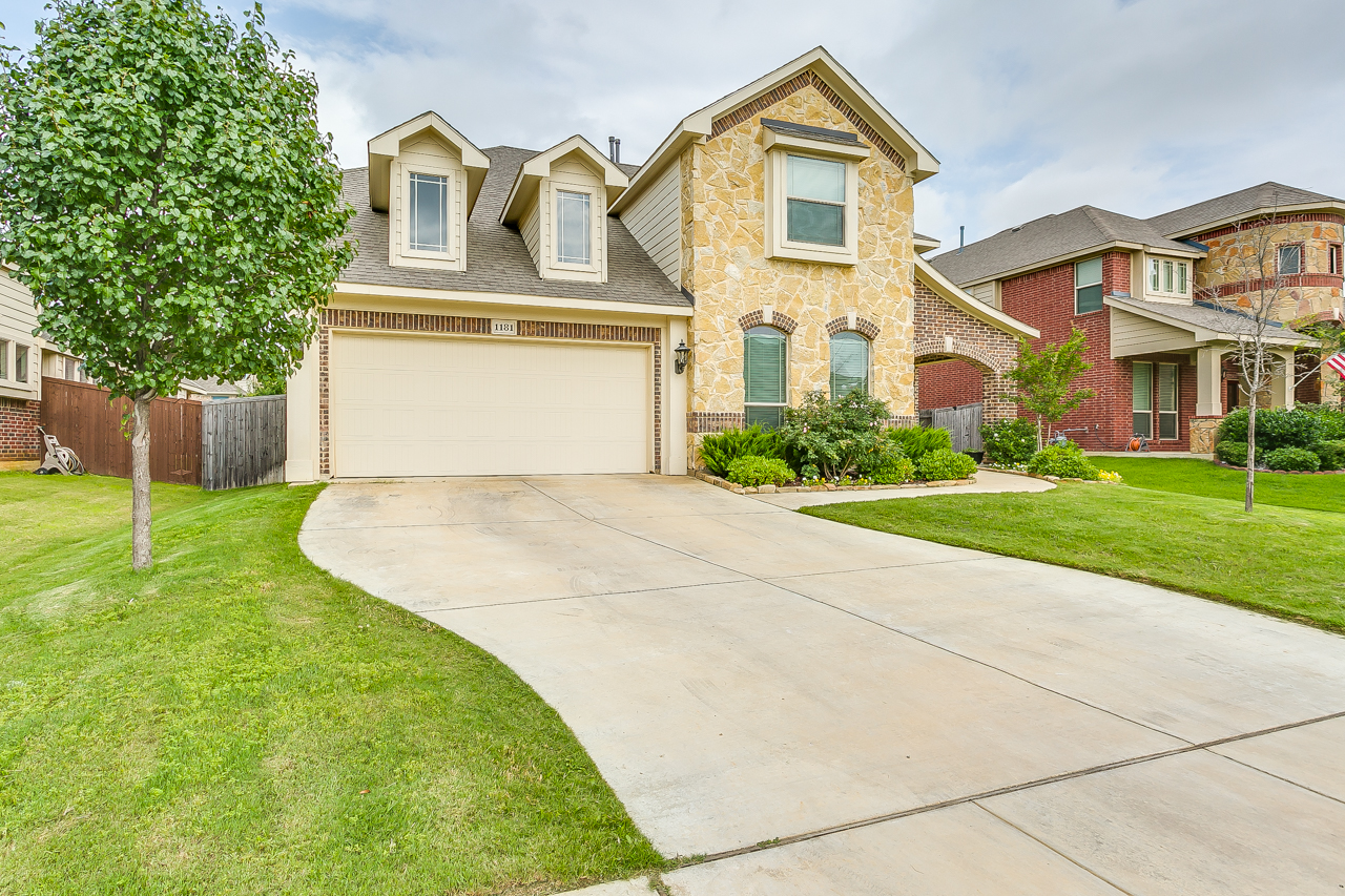 1181 Litchfield Lane Burleson, TX 76028