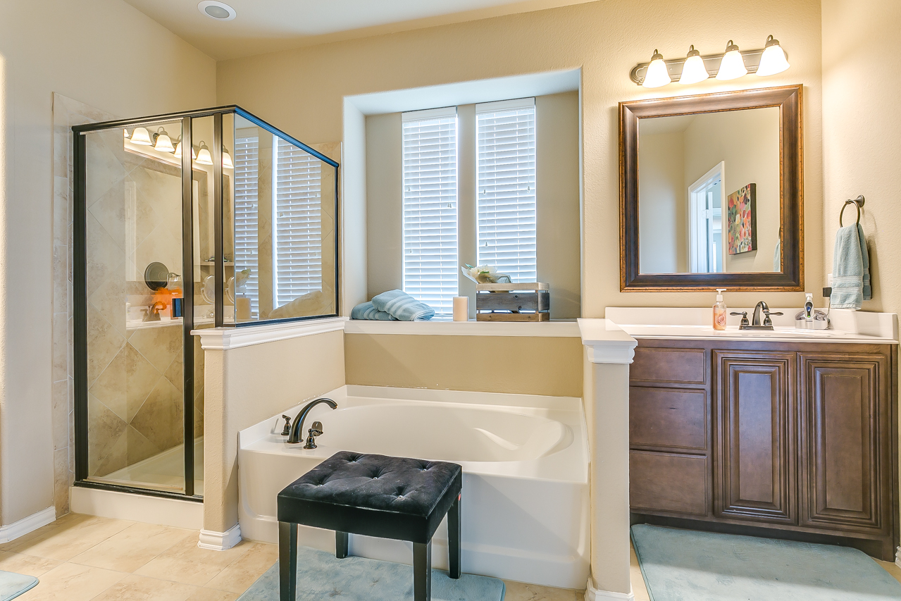 1181 Litchfield Lane Burleson, TX 76028