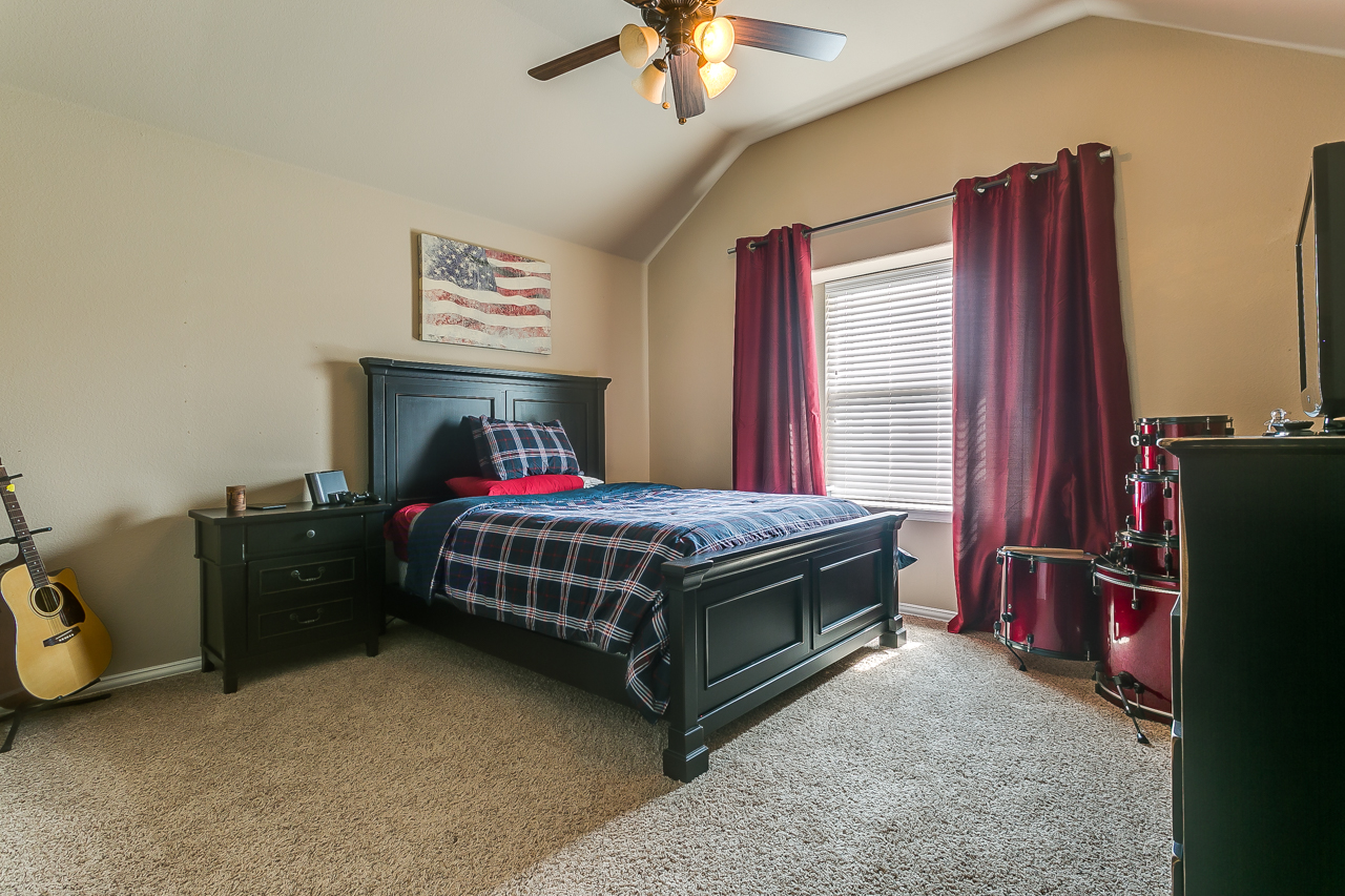 1181 Litchfield Lane Burleson, TX 76028