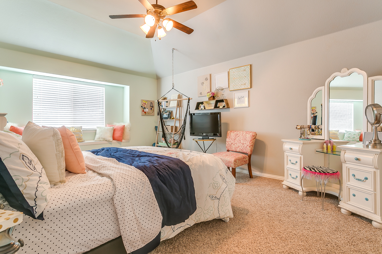 1181 Litchfield Lane Burleson, TX 76028