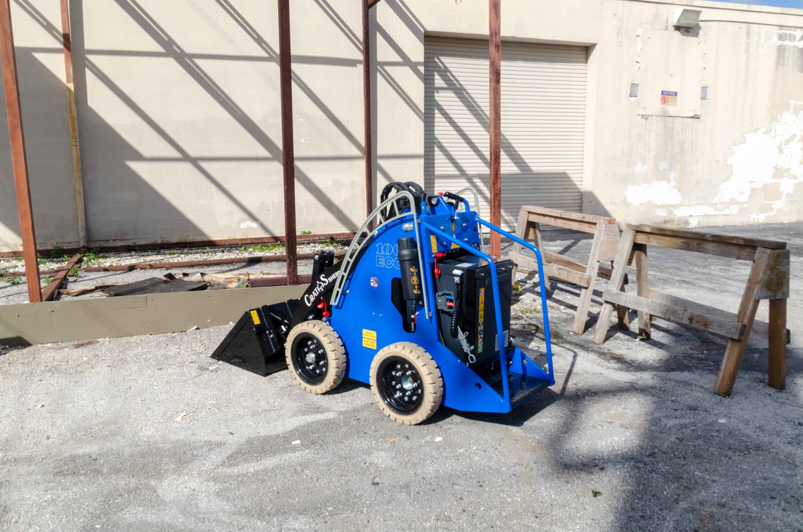 Sherpa 2Speed Mini Skid Steer Electric Construction Equipment