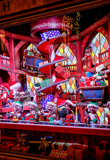 Rike's Holiday Windows