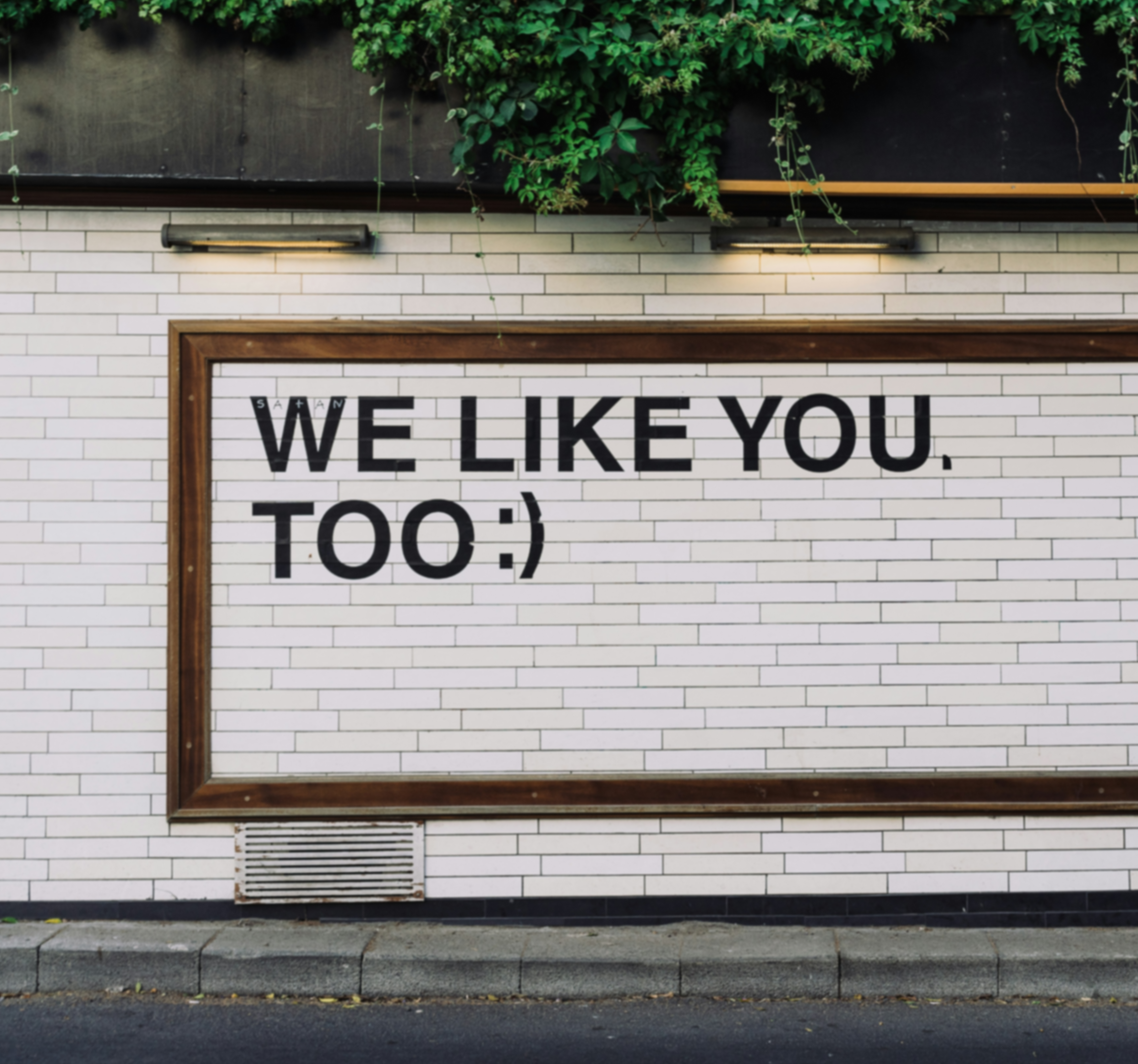 Incorporating Social Proof: Testimonials, Case Studies, and Logos