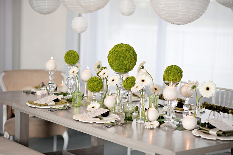 Modern Circle-Inspired Green & White Wedding Inspiration Modern Circle-Inspired Green & White Wedding Inspiration