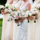 Blush and white bouquets