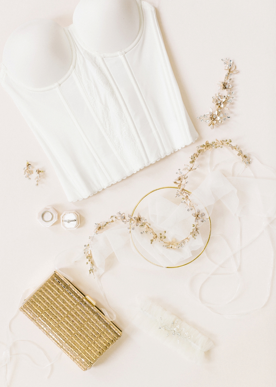 Inspiration & Ideas For Getting Ready On Your Wedding Day Inspiration & Ideas For Getting Ready On Your Wedding Day via TheELD.com