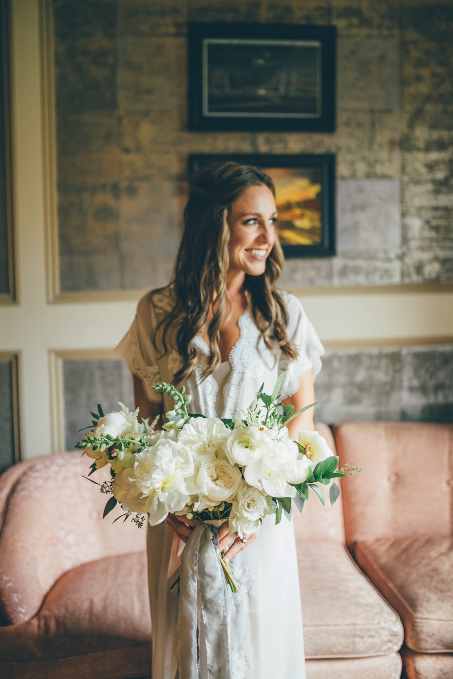 Romantic Blush & White Central Florida Wedding Romantic Blush & White Central Florida Wedding via TheELD.com