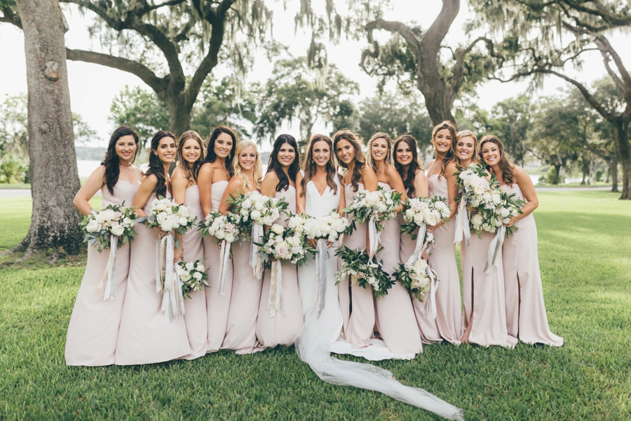 Romantic Blush & White Central Florida Wedding Romantic Blush & White Central Florida Wedding via TheELD.com