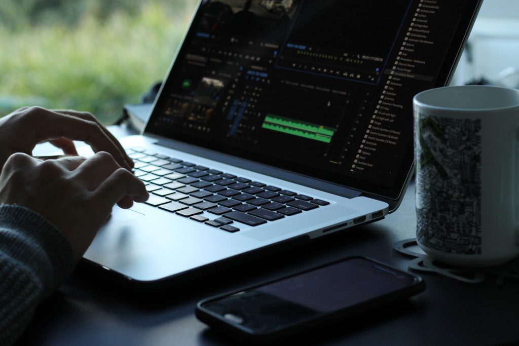 editing video on premiere pro cc macbook