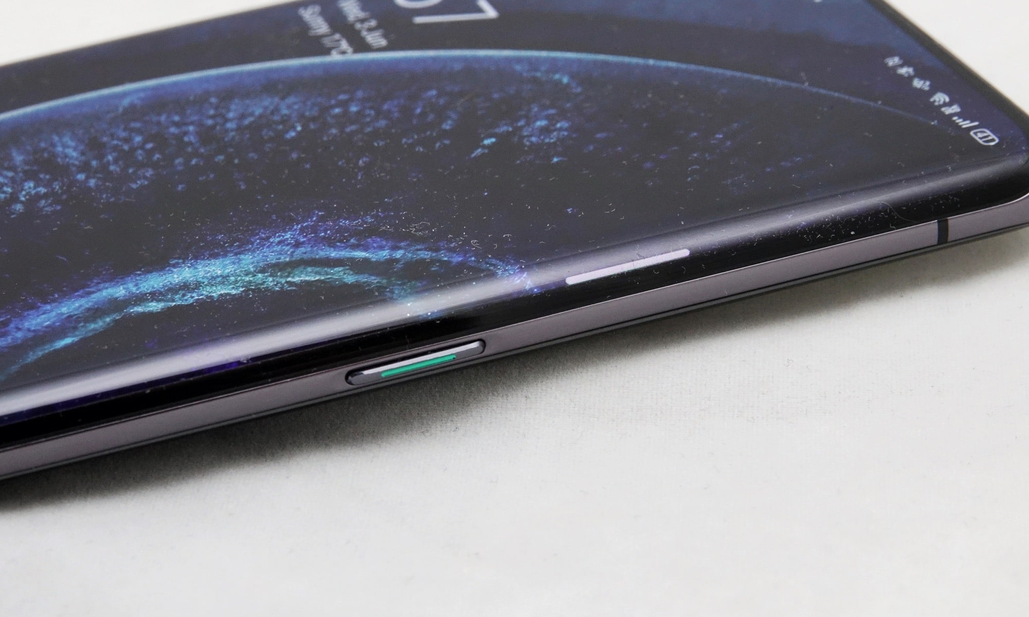 Oppo Find X3 Pro design and Dispaly Frizztech