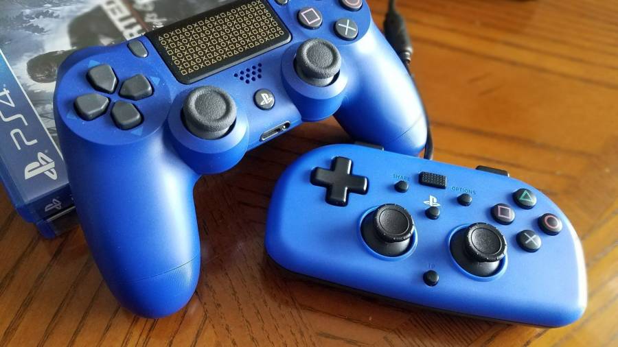 PS4 controller
