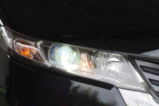 2011 Honda Odyssey — photo 4