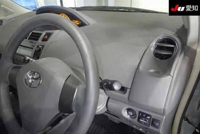 2008 Toyota Vitz JDM car for sale — photo 6 of 9