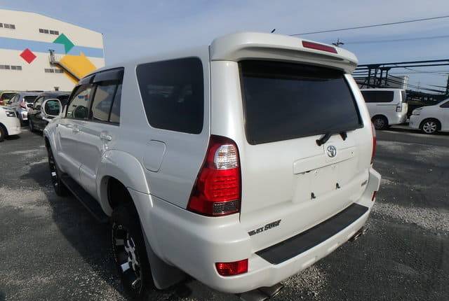 2009 Toyota Hilux Surf SSR-X — photo 4