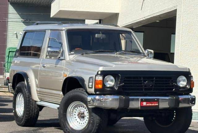 1995 Nissan Safari JDM car for sale — photo 8 of 10