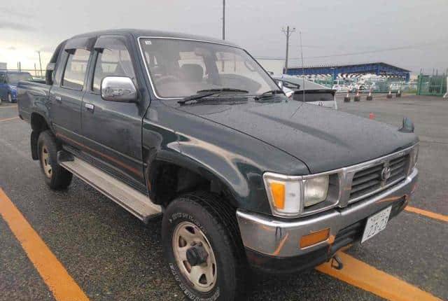 1996 Toyota Hilux — photo 3