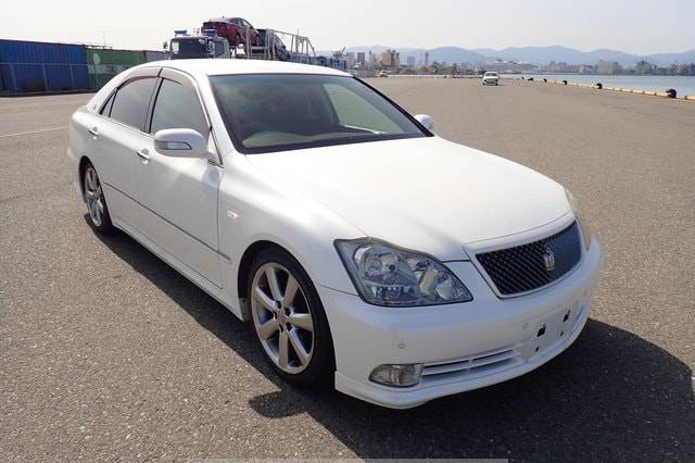 2005 Toyota Crown Athlete G Package