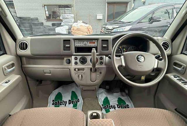 2011 Suzuki Every Wagon — photo 3