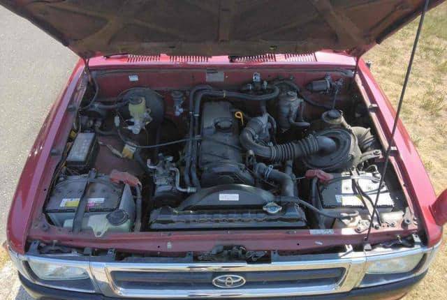 1992 Toyota Hilux — photo 6