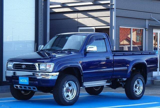 2004 Toyota Hilux