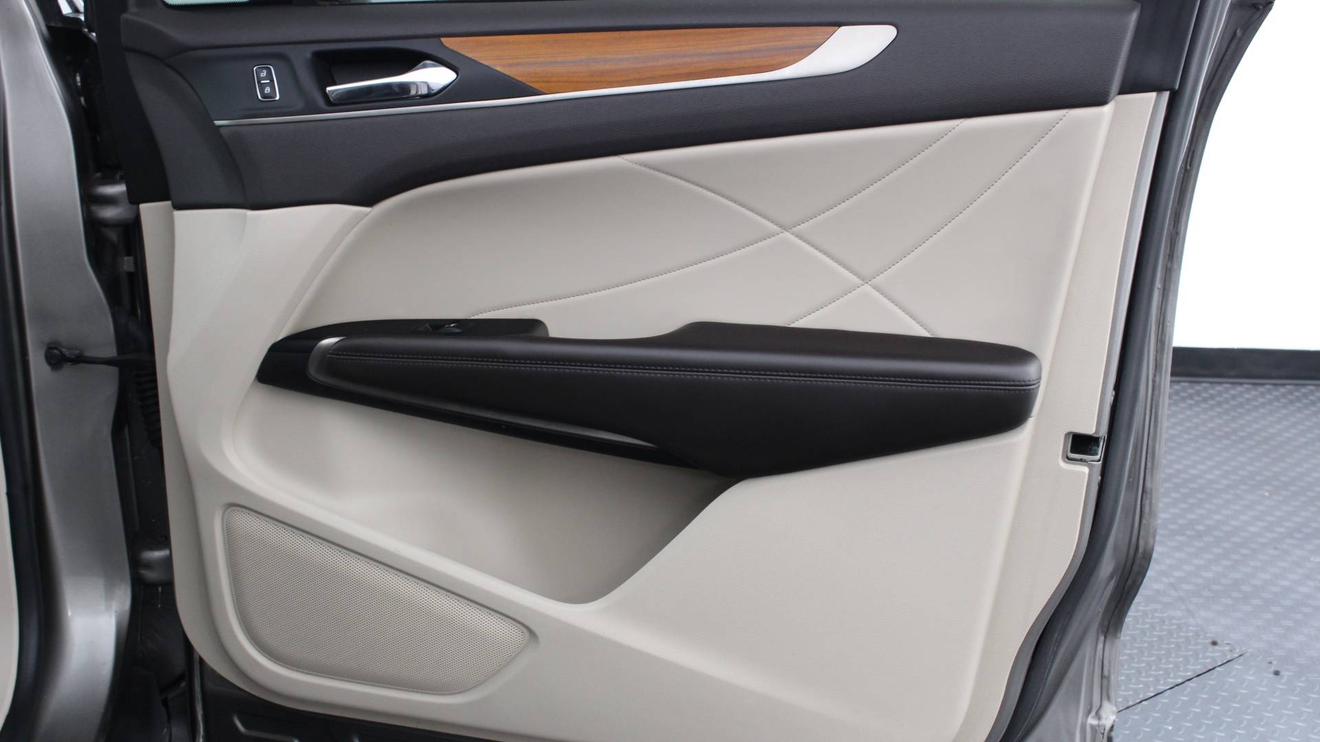 Florida Fine Cars - Used LINCOLN MKC 2017 WEST PALM SELECT