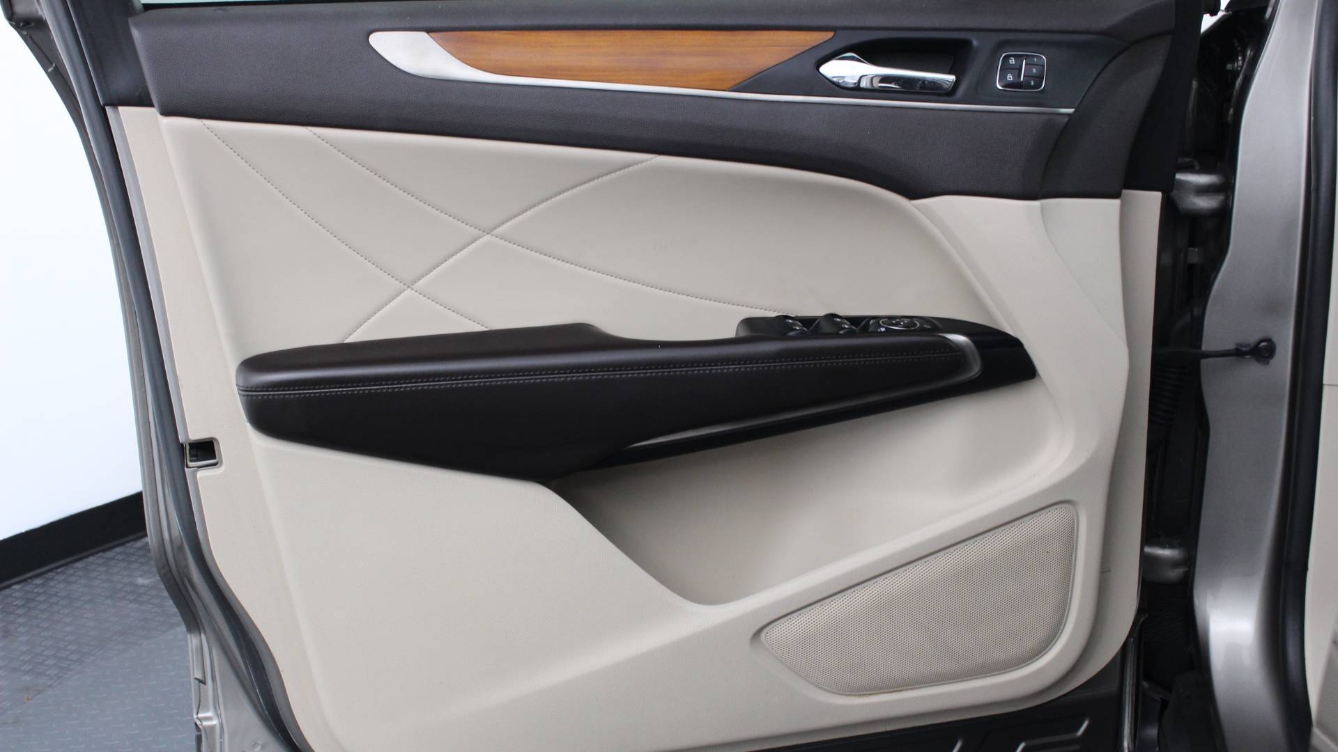 Florida Fine Cars - Used LINCOLN MKC 2017 WEST PALM SELECT