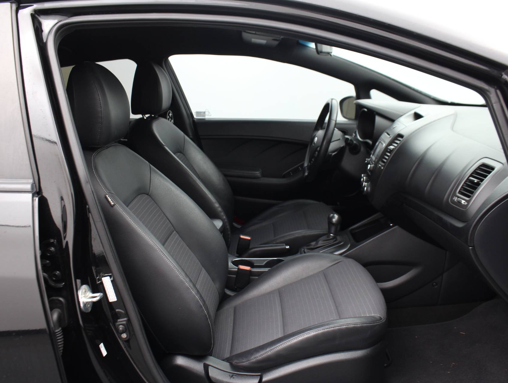 Florida Fine Cars - Used KIA FORTE 5-DOOR 2016 MIAMI SX