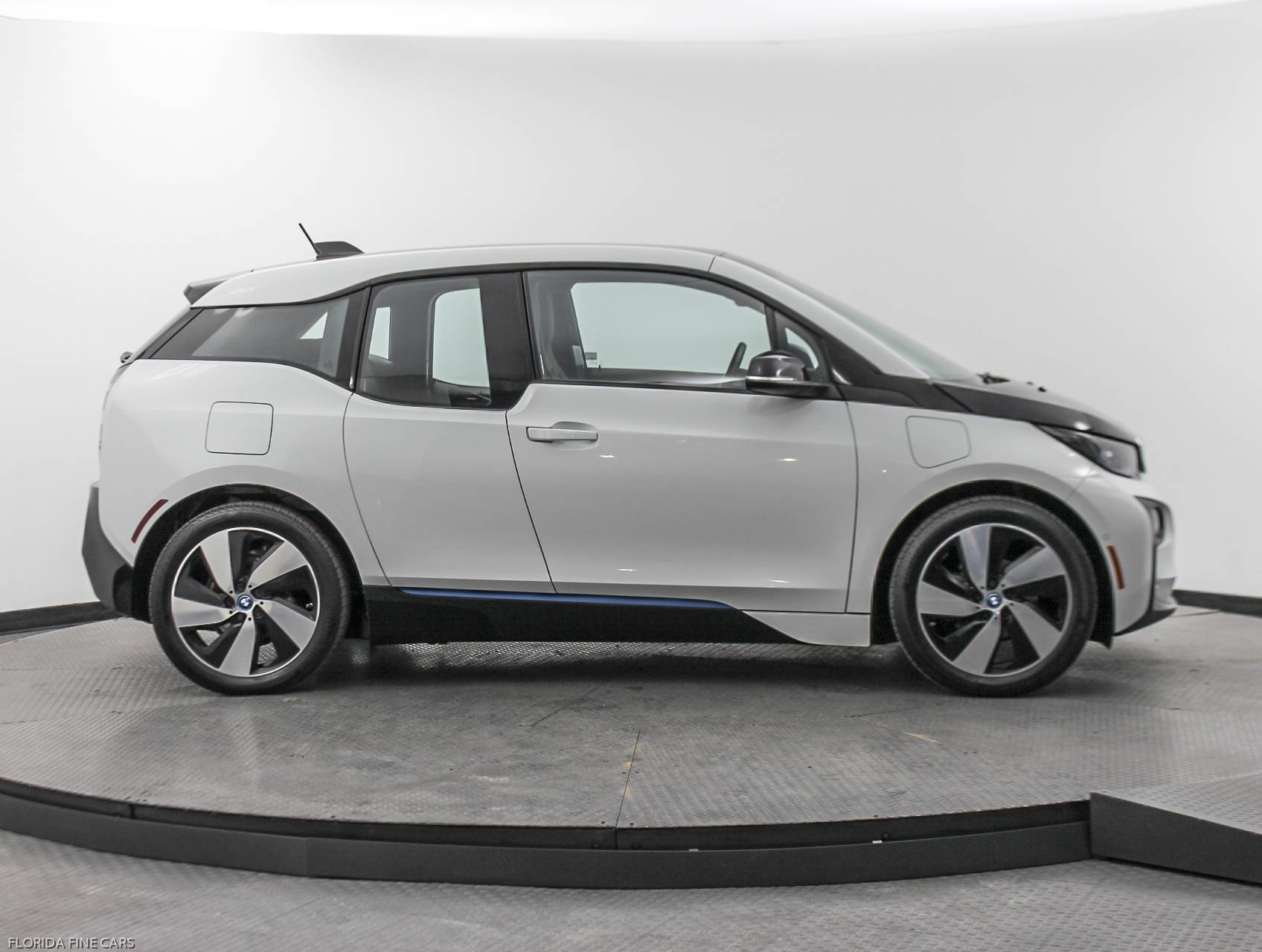 Florida Fine Cars - Used BMW I3 2017 MIAMI RANGE EXT DEKA