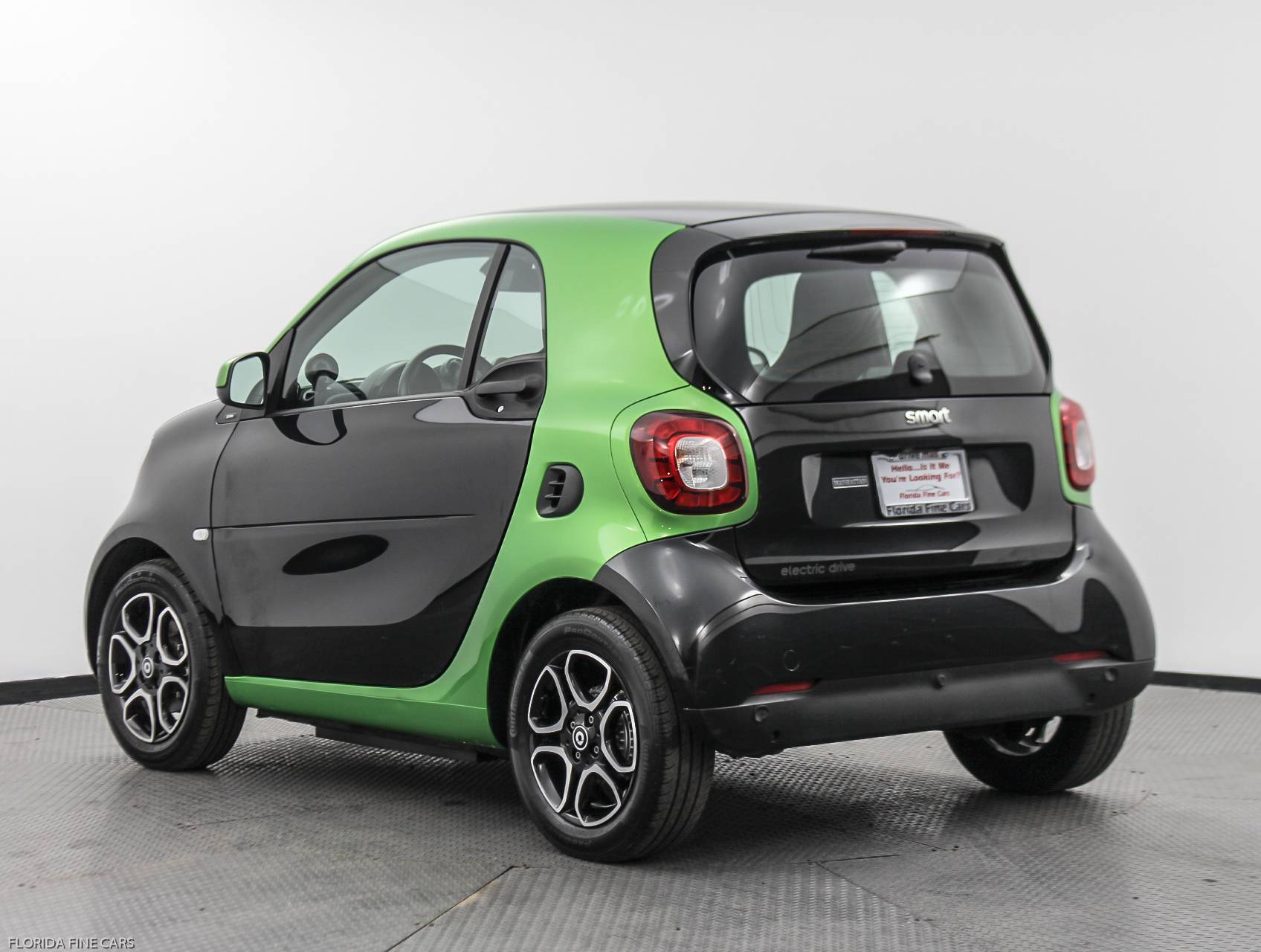 Florida Fine Cars - Used SMART FORTWO ELECTRIC DRIVE 2017 MIAMI PRIME