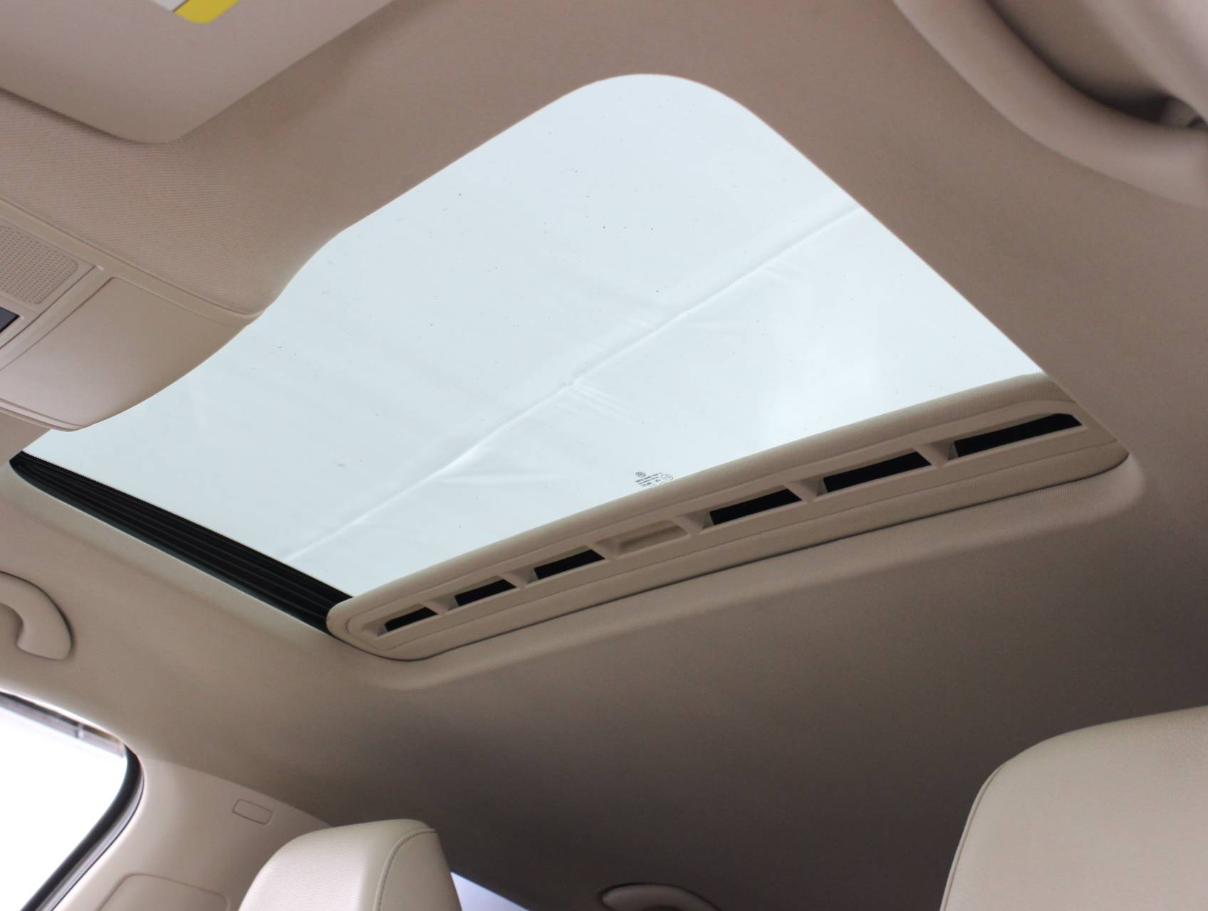 Florida Fine Cars - Used VOLKSWAGEN JETTA 2014 WEST PALM SE W/CONNECTIVITY/SUNROOF PZEV