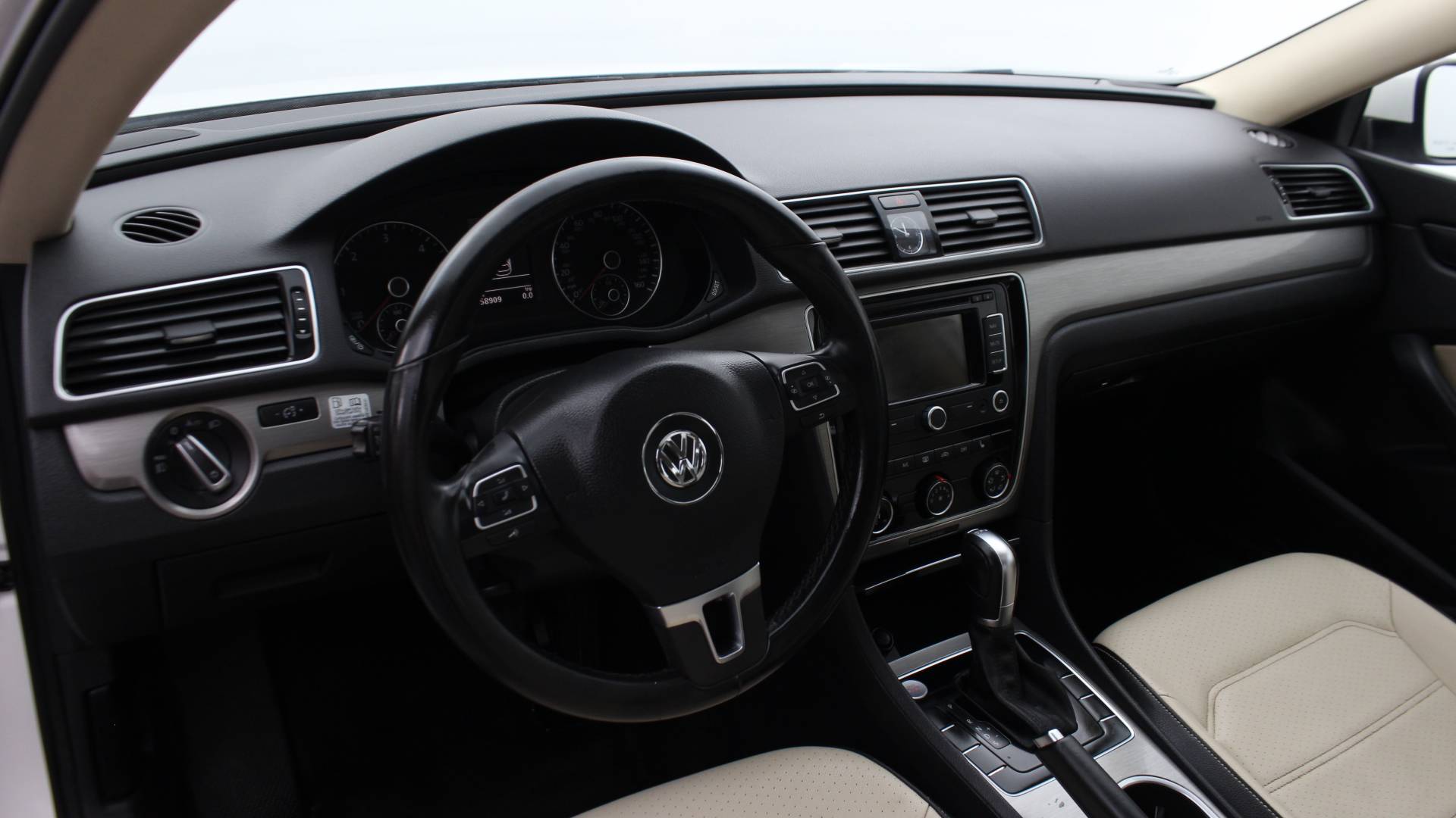 Florida Fine Cars - Used VOLKSWAGEN PASSAT 2015 MIAMI 2.0L TDI SE W/SUNROOF & NAV